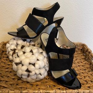 NWOT Anne Klein iFlex Black 4” Heels